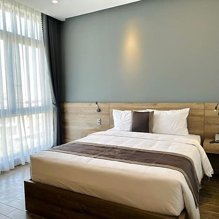Lion 6 Hotel Кан То Екстериор снимка